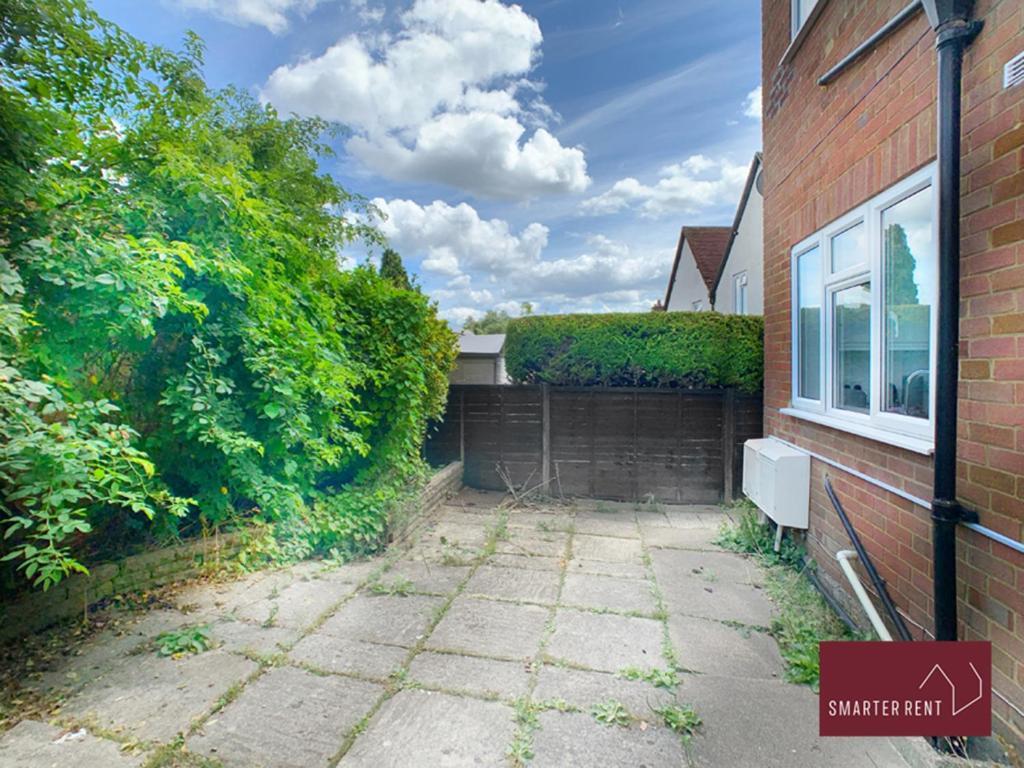 Sunninghill Village - 2 Bed - Parking And Garden Ascot  Zewnętrze zdjęcie